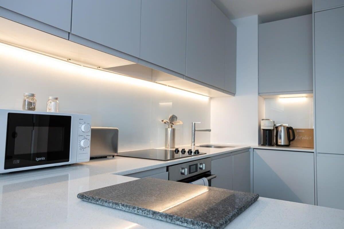 Stunning 2 Bedroom Apartment مانشستر المظهر الخارجي الصورة