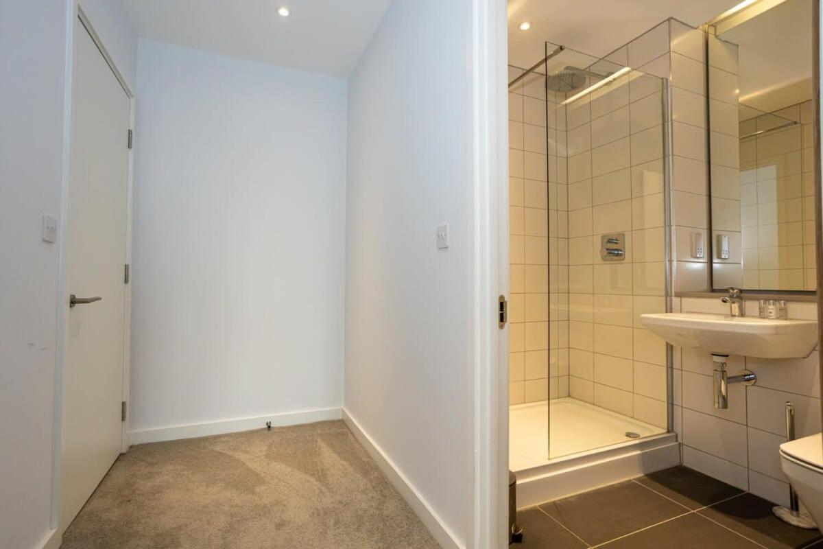Stunning 2 Bedroom Apartment مانشستر المظهر الخارجي الصورة
